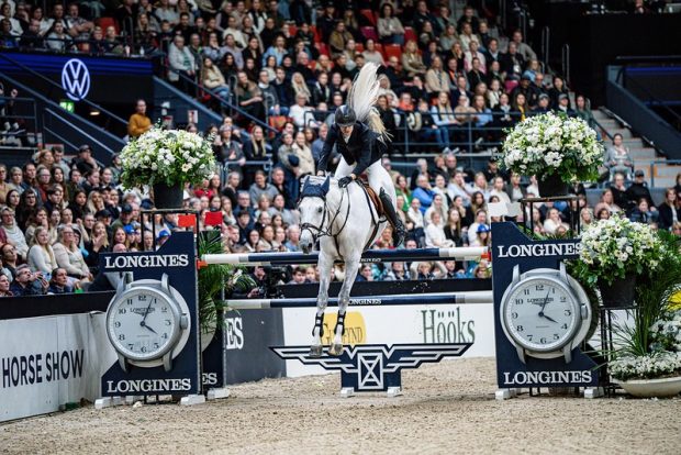 Lars Kersten wins the World Cup qualifier in Gothenburg in this week's showjumping news