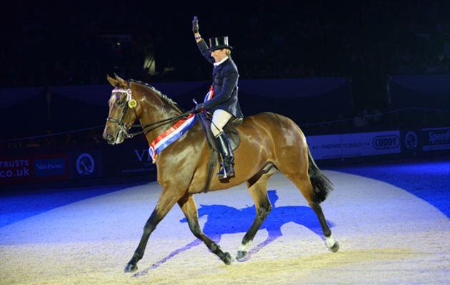 Jayne Ross riding Broadshard Simplicity