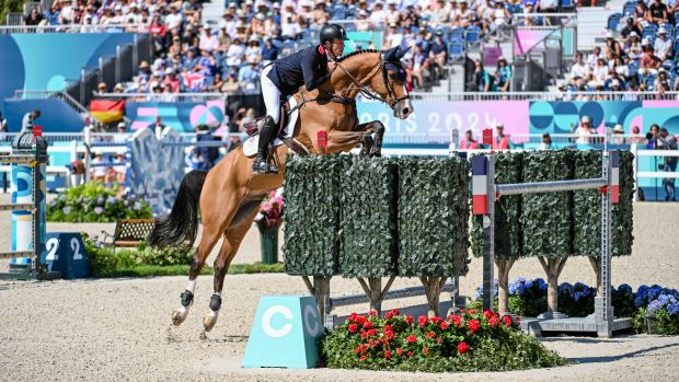 Scott Brash riding Jefferson in the individual qualifier at the Paris Olympics