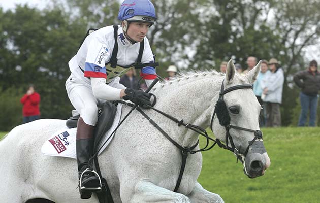 jumping a horse on an angle francis whittington, spin doctor